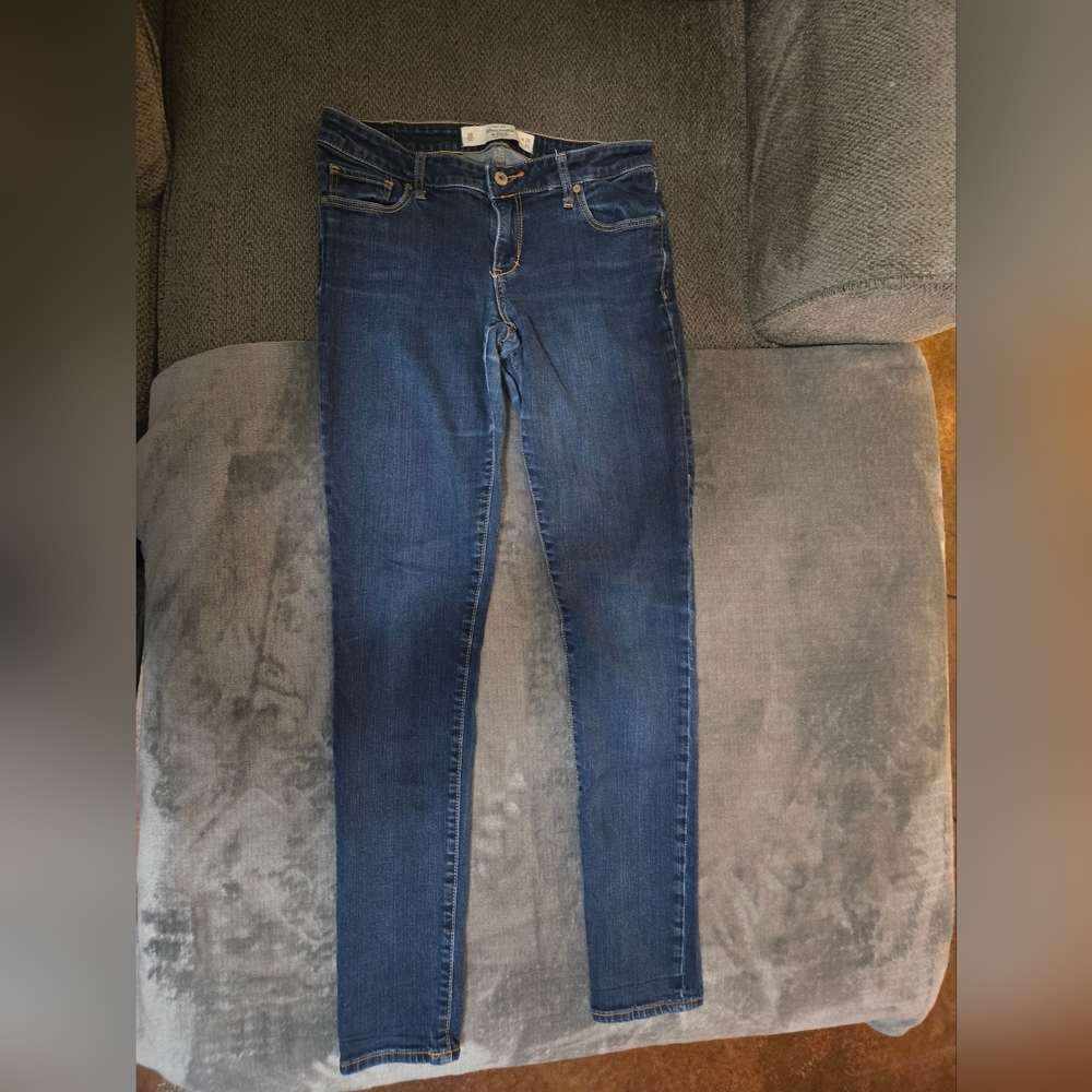 Abercrombie & Fitch Slim Skinny Jeans in Dark Blue Wash